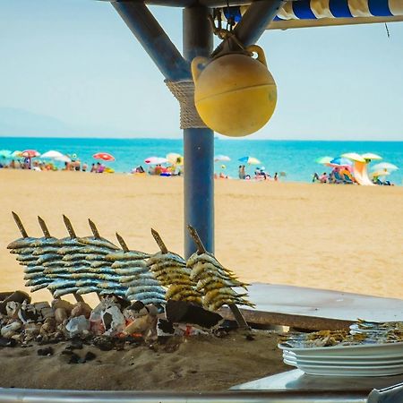 Apartamento La Paloma A Apartamento En Малага Екстериор снимка