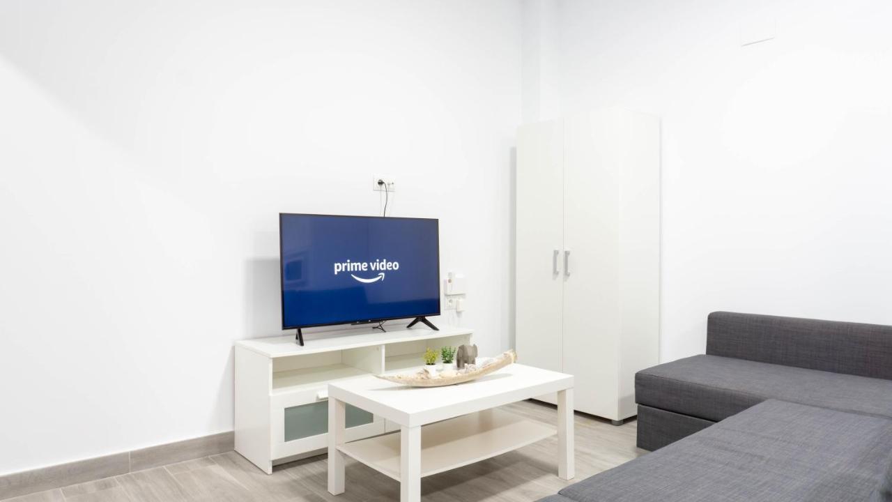 Apartamento La Paloma A Apartamento En Малага Екстериор снимка