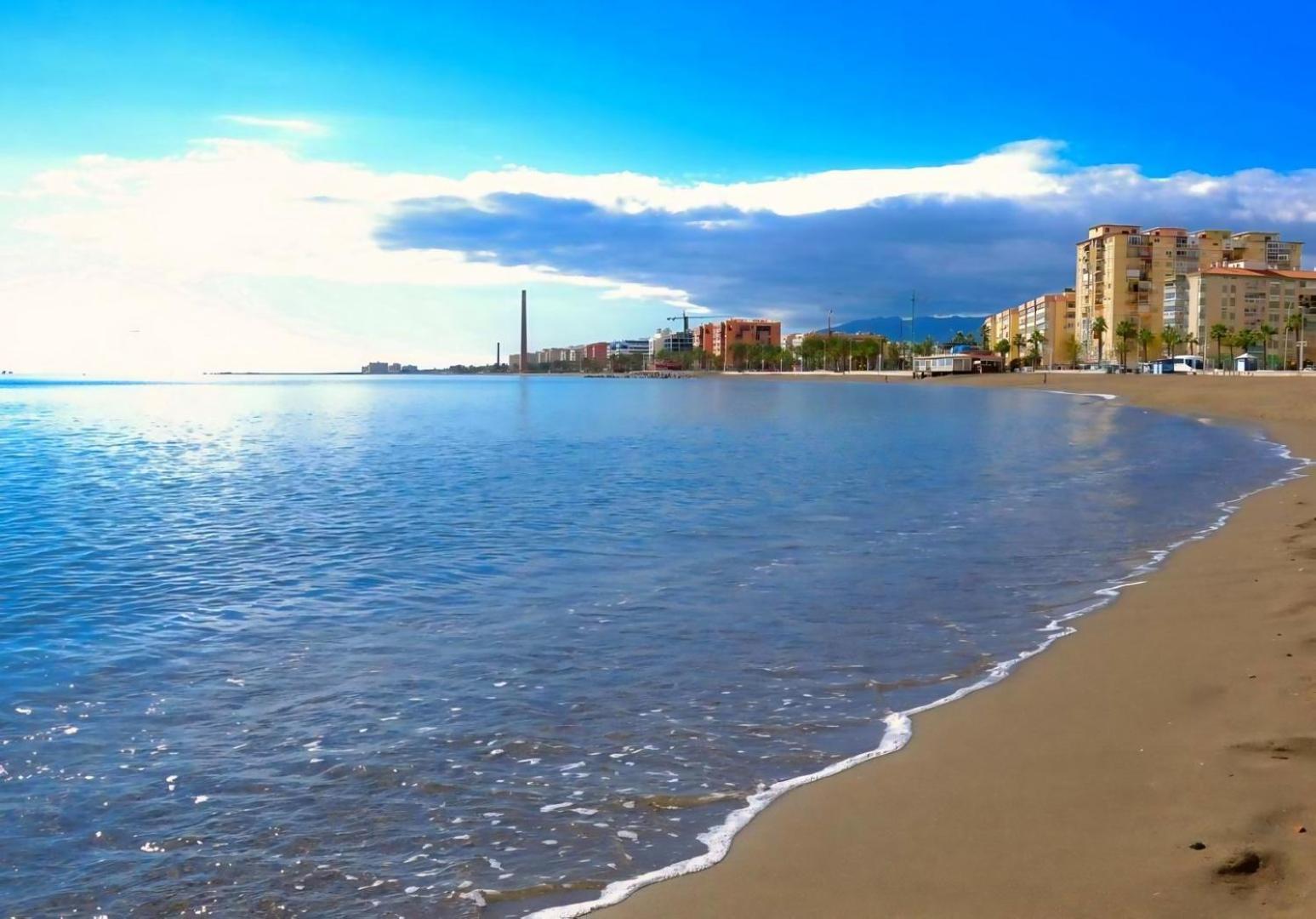 Apartamento La Paloma A Apartamento En Малага Екстериор снимка
